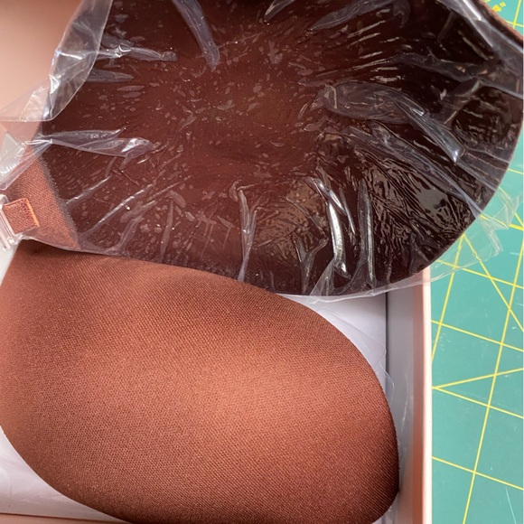 Demi Sticky Lift Bra Cocoa sz C - Picture 2 of 3